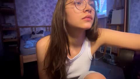 Sarah online show from February 6, 12:41 pm