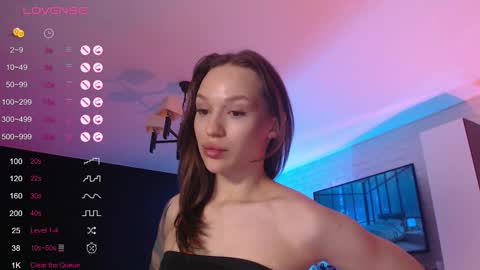 Jade online show from February 28, 6:40 pm