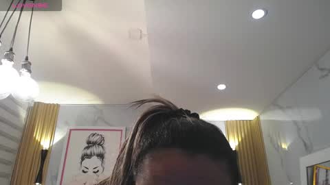 Jade  online show from December 22, 3:20 am