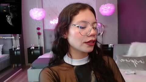Snapshot of jade_storm_ chatting on January 21, 8:11 pm JADE online show from January 21, 8:11 pm