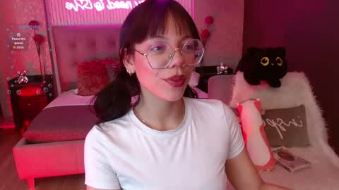 JADE online show from February 12, 8:54 pm