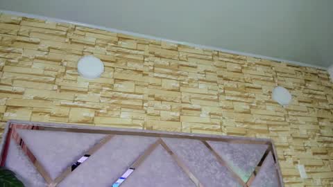 jade white  online show from January 16, 2:02 pm