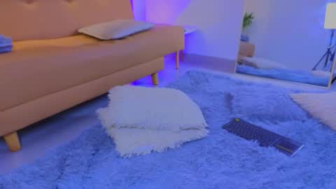 jadee__ online show from October 23, 3:23 am