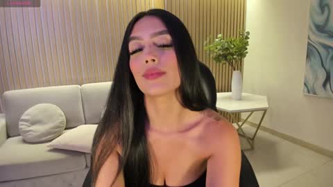 JADE EVANS online show from February 20, 6:13 pm