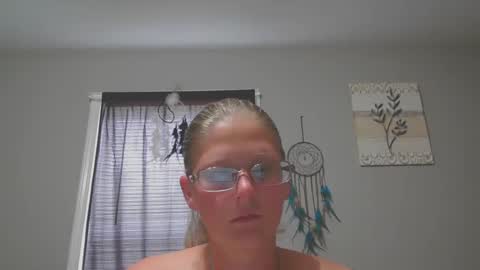 JadeLuv online show from September 13, 4:26 pm