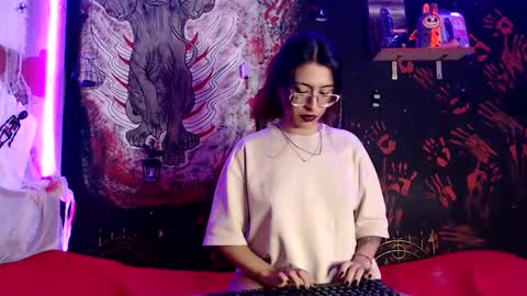 Alex and Venus online show from September 12, 5:52 am