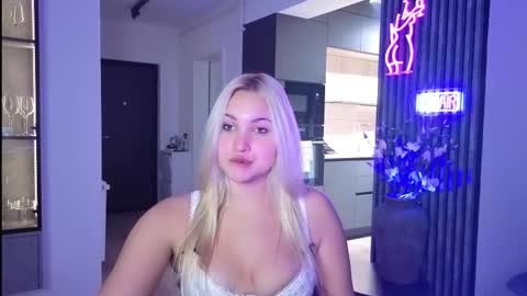 Jane online show from October 16, 7:27 pm