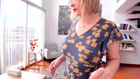 JANE TURNER MILF online show from December 23, 1:45 pm