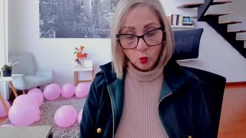 JANE TURNER MILF online show from November 25, 1:24 pm