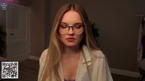 Hi Im Alice and here youll find something online show from January 7, 6:17 am