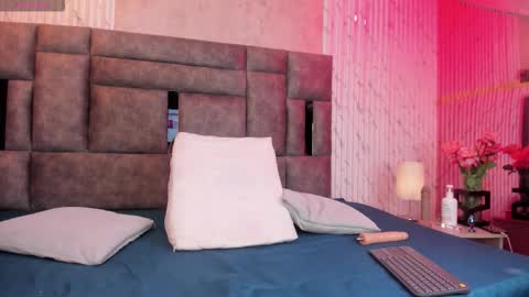 Janna Casey online show from February 1, 12:15 pm