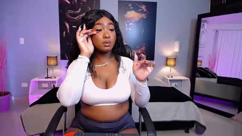 Instagram jasminecampbell1  online show from September 8, 8:41 pm