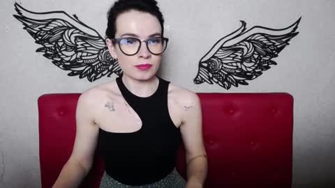 JasmineKouch online show from February 8, 4:14 am