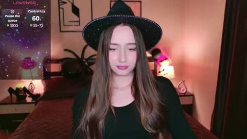 Jasmine online show from October 29, 10:52 am