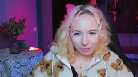 Jasmine online show from February 23, 3:12 pm