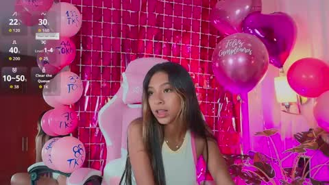 jasmine online show from April 4, 7:34 pm