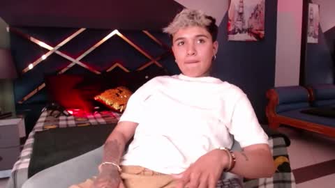 JAX online show from December 16, 6:19 am