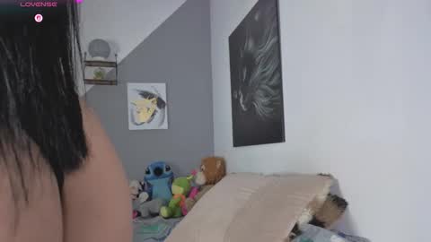 JAZMIN online show from October 22, 2:05 am