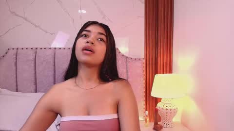 Jazmin online show from October 15, 10:01 pm