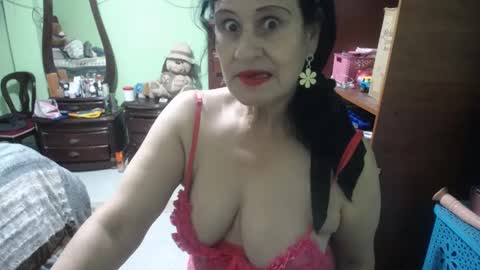 jazmim online show from October 1, 1:05 pm