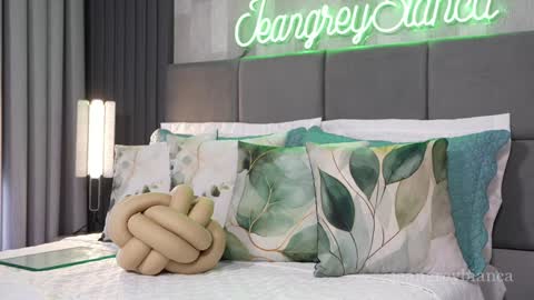 Bianca online show from November 20, 8:10 pm