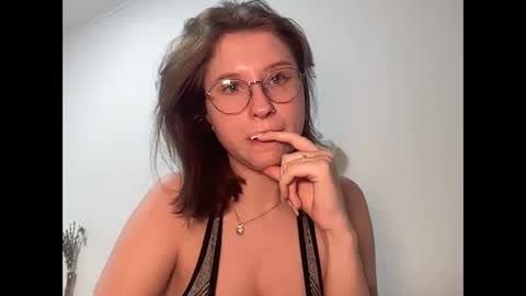 Inna  online show from January 17, 10:11 am