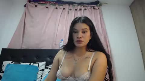 jem_sweet online show from January 7, 5:11 am