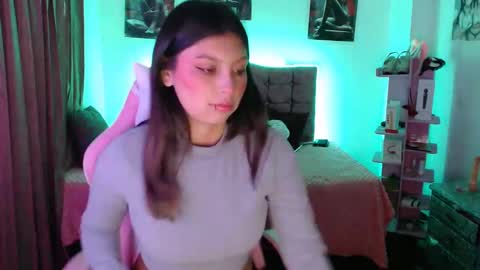 jennal_010 online show from February 19, 11:36 pm