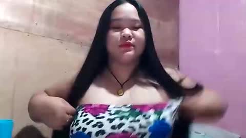 jennalyn_19 online show from November 4, 2:11 pm