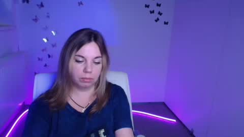 Jennifer online show from September 28, 5:58 am