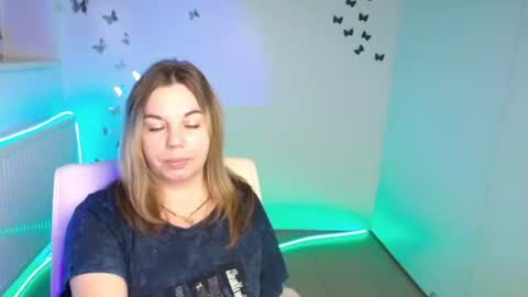 Jennifer online show from October 17, 6:16 am