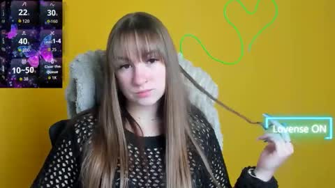 Jennifer online show from November 28, 6:49 am