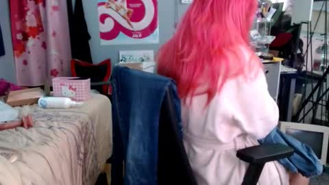 Jennifer Gwen online show from December 3, 2:25 am