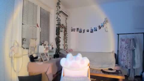 Jennifer Jenny Darling   online show from September 24, 7:02 pm