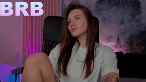 Snapshot of jennydens chatting on January 21, 2:11 am Jenny NO Nude online show from January 21, 2:11 am