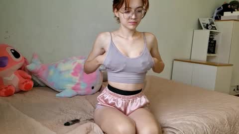 Jessica but u can call me Jessa online show from October 5, 8:52 am