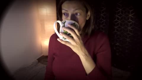 Jessica Gomez online show from January 6, 4:05 am