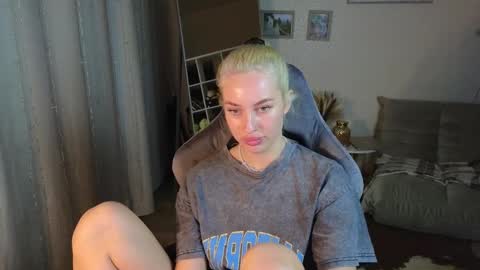 Jessy online show from January 20, 6:53 am