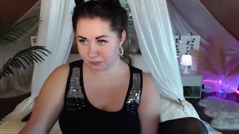 jessicaevanse online show from November 25, 10:06 am