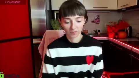 jessicaforris online show from November 26, 8:26 am