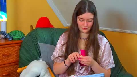 Jessica online show from February 15, 7:11 am