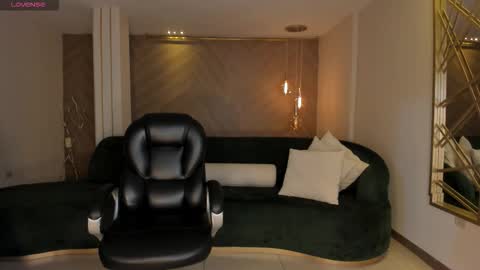 JESS online show from September 16, 10:01 am