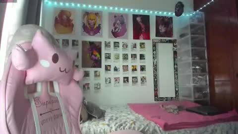 Your Sweet Angel online show from December 18, 8:24 pm