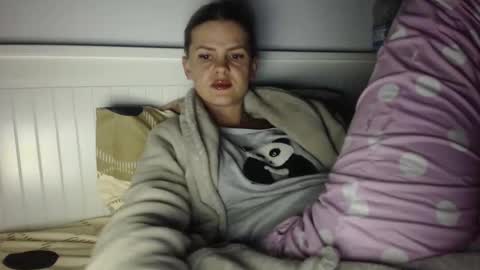 jessieryan online show from January 19, 3:57 am