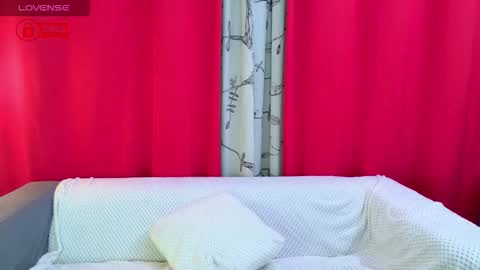 JessTheWicked online show from January 10, 2:00 pm