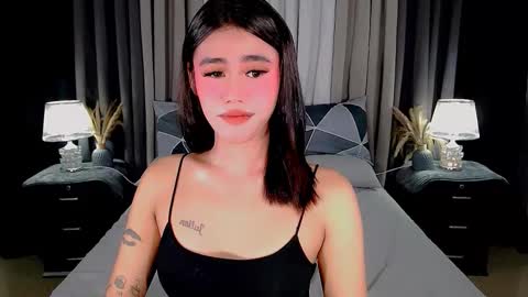 Snapshot of jhuliana_and_charles_room chatting on September 27, 4:30 am jhuliana_and_charles_room online show from September 27, 4:30 am