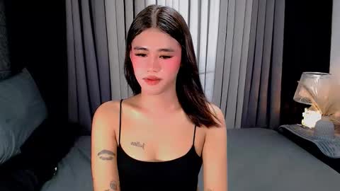 Snapshot of jhuliana_and_charles_room chatting on October 8, 3:33 am jhuliana_and_charles_room online show from October 8, 3:33 am