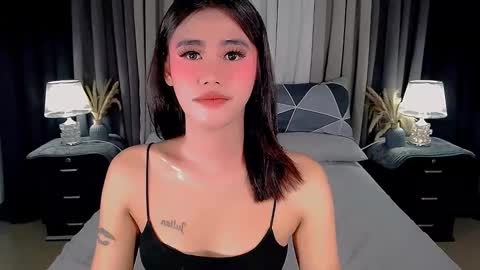 Snapshot of jhuliana_and_charles_room chatting on September 24, 4:33 am jhuliana_and_charles_room online show from September 24, 4:33 am