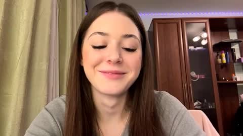 Adel online show from February 6, 7:17 pm