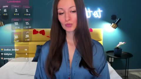 Joan online show from February 28, 1:38 am